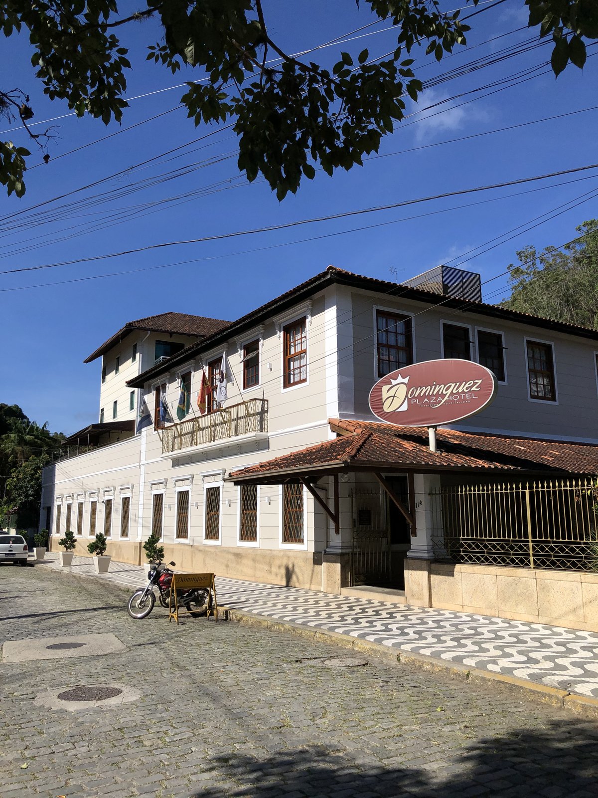Hotel Dominguez Plaza visto de fora